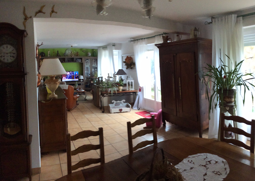 A vendre Maison 56230 Questembert GuyHoquet QUESTEMBERT A vendre Maison 56230 Questembert GuyHoquet QUESTEMBERT